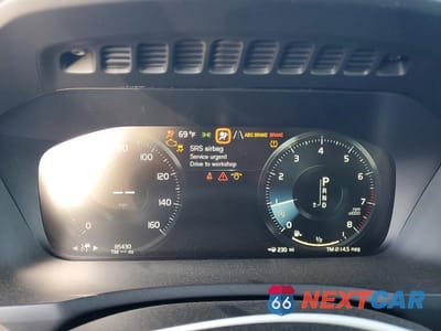 Zdjęcie 9 z 13 samochodu: 2018 VOLVO XC90 T6 VIN:YV4A22PK8J1391165 - miniatura