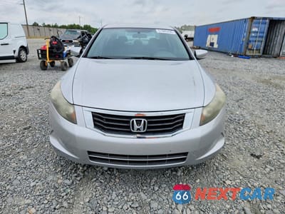 Piąte zdjęcie samochodu w środku: 2009 HONDA ACCORD LX VIN:1HGCP26369A051114 - miniatura