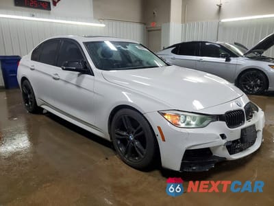 Czwarte zdjęcie samochodu z boku: 2013 BMW 328 XI SULEV VIN:WBA3B5C55DJ598644 - miniatura