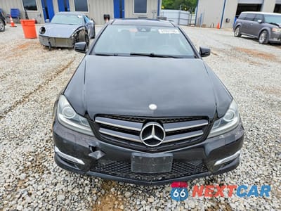 Piąte zdjęcie samochodu w środku: 2013 MERCEDES-BENZ C 250 VIN:WDDGJ4HB4DG099692 - miniatura