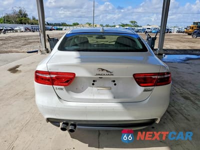 Zdjęcie 6 z 12 samochodu: 2017 JAGUAR XE PRESTIGE VIN:SAJAK4BN3HA953940 - miniatura