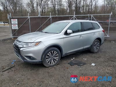 2020 MITSUBISHI OUTLANDER SE JA4AD3A36LZ048597 - główne zdjęcie licytacji z USA - miniatura