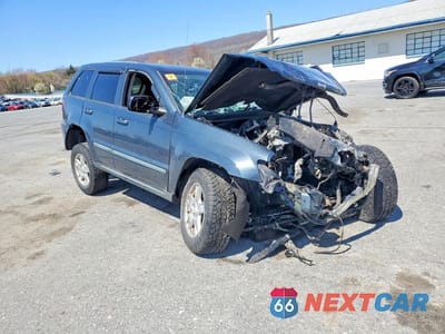 Czwarte zdjęcie samochodu z boku: 2007 JEEP GRAND CHEROKEE LAREDO VIN:1J8HR48P37C694721 - miniatura