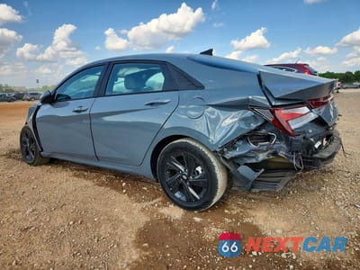Drugie zdjęcie samochodu z przodu: 2023 HYUNDAI ELANTRA SEL VIN:KMHLM4AG7PU374625 - miniatura