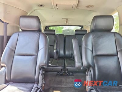 Zdjęcie 10 z 13 samochodu: 2013 CHEVROLET SUBURBAN K1500 LTZ VIN:1GNSKKE7XDR305406 - miniatura