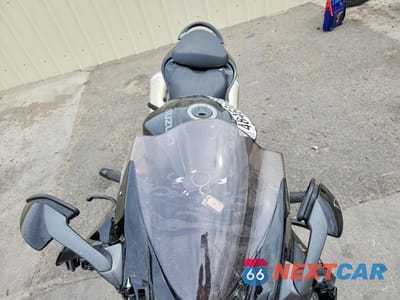 Piąte zdjęcie samochodu w środku: 2025 SUZUKI GSX1300 RR VIN:JS1EJ11D7S7100014 - miniatura