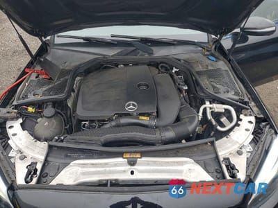 Zdjęcie 11 z 12 samochodu: 2019 MERCEDES-BENZ C 300 4MATIC VIN:55SWF8EB0KU284900 - miniatura