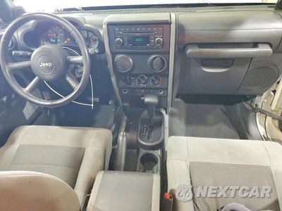 Zdjęcie 8 z 14 samochodu: 2008 JEEP WRANGLER X VIN:1J4FA24138L516220 - miniatura