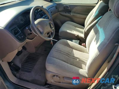 Zdjęcie 7 z 12 samochodu: 1998 TOYOTA SIENNA LE VIN:4T3GF13C5WU054701 - miniatura