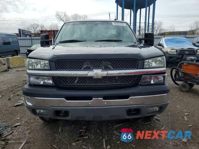 Piąte zdjęcie samochodu w środku: 2003 CHEVROLET SILVERADO K1500 VIN:1GCEK19T93Z223902 - miniatura