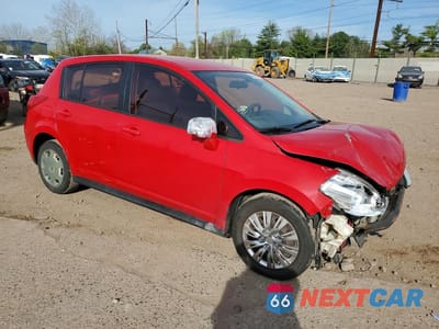 Czwarte zdjęcie samochodu z boku: 2011 NISSAN VERSA 1.8 S VIN:3N1BC1CP3BL516411 - miniatura