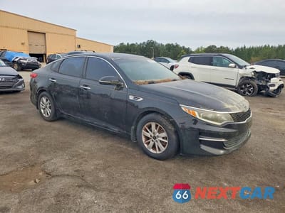 Czwarte zdjęcie samochodu z boku: 2016 KIA OPTIMA LX VIN:5XXGT4L38GG066596 - miniatura