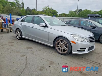 Czwarte zdjęcie samochodu z boku: 2013 MERCEDES-BENZ E 350 4MATIC VIN:WDDHF8JB3DA733438 - miniatura