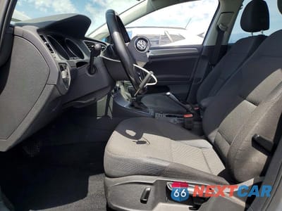Zdjęcie 7 z 12 samochodu: 2017 VOLKSWAGEN GOLF SPORTWAGEN S VIN:3VWC17AU4HM526027 - miniatura