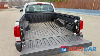 Zdjęcie 9 z 12 samochodu: 2016 TOYOTA TACOMA SR VIN:5TFRX5GN6GX062098 - miniatura