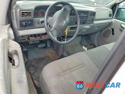 Zdjęcie 8 z 12 samochodu: 2004 FORD F250 SUPER DUTY VIN:3FTNF21L74MA08592 - miniatura