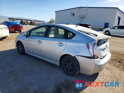 Drugie zdjęcie samochodu z przodu: 2013 TOYOTA PRIUS TWO VIN:JTDKN3DU2D0339079 - miniatura
