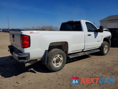 Trzecie zdjęcie samochodu z tyłu: 2016 CHEVROLET SILVERADO K3500 LT VIN:1GC3KZC80GZ176078 - miniatura