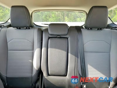 Zdjęcie 10 z 13 samochodu: 2017 FORD ESCAPE SE VIN:1FMCU0GD4HUE71434 - miniatura