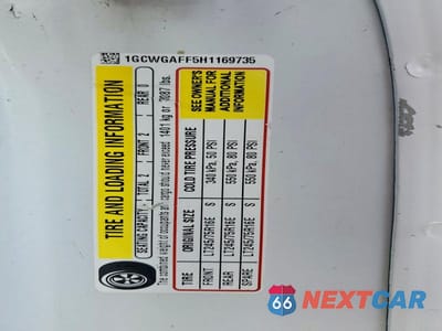Zdjęcie 13 z 13 samochodu: 2017 CHEVROLET EXPRESS G2500 VIN:1GCWGAFF5H1169735 - miniatura