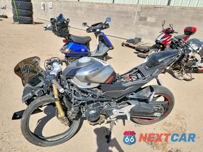Trzecie zdjęcie samochodu z tyłu: 2023 CF MOTO 450SS VIN:LCEPESLA7P6000312 - miniatura
