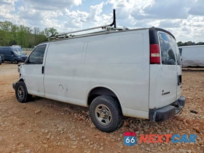 Drugie zdjęcie samochodu z przodu: 2003 CHEV EXPRESS G1500 VIN:1GCFG15X431153884 - miniatura
