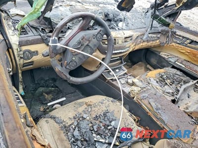 Zdjęcie 8 z 11 samochodu: 2012 MERCEDES-BENZ S 550 4MATIC VIN:WDDNG9EB9CA473366 - miniatura