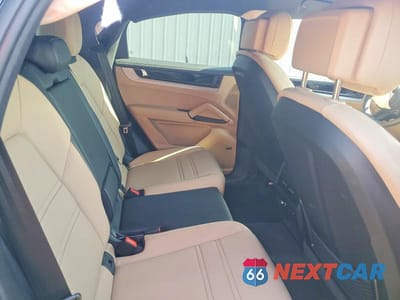 Zdjęcie 11 z 13 samochodu: 2024 PORSCHE CAYENNE COUPE VIN:WP1BA2AY7RDA55877 - miniatura