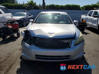 Piąte zdjęcie samochodu w środku: 2010 HONDA ACCORD EXL VIN:1HGCP2F88AA115072 - miniatura
