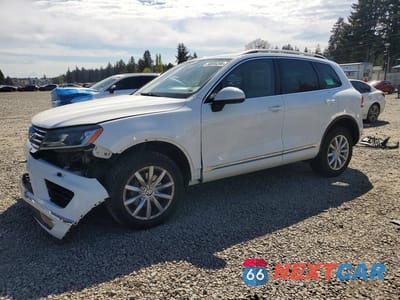 2015 VOLKSWAGEN TOUAREG V6 WVGEF9BP0FD006784 - główne zdjęcie licytacji z USA - miniatura