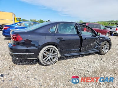 Trzecie zdjęcie samochodu z tyłu: 2018 VOLKSWAGEN PASSAT S VIN:1VWAA7A33JC009890 - miniatura