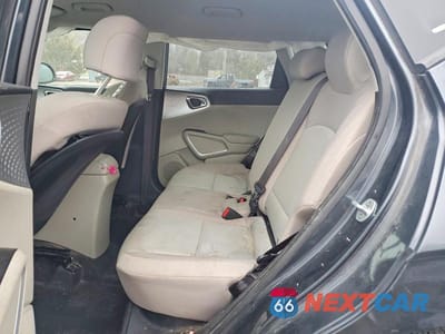 Zdjęcie 10 z 13 samochodu: 2020 KIA SOUL VIN:KNDJ23AU2L7034230 - miniatura