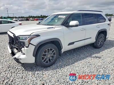 2023 TOYOTA SEQUOIA PLATINUM 7SVAAABA1PX012579 - główne zdjęcie licytacji z USA - miniatura