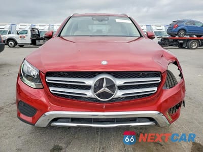 Piąte zdjęcie samochodu w środku: 2016 MERCEDES-BENZ GLC 300 4MATIC VIN:WDC0G4KB5GF092015 - miniatura