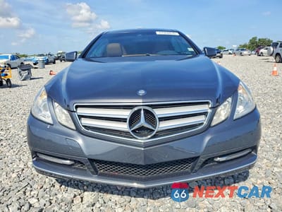 Piąte zdjęcie samochodu w środku: 2013 MERCEDES-BENZ E 350 VIN:WDDKJ5KB8DF201848 - miniatura