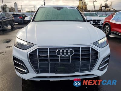 Piąte zdjęcie samochodu w środku: 2022 AUDI Q5 PREMIUM PLUS 45 VIN:WA1EAAFY6N2092856 - miniatura
