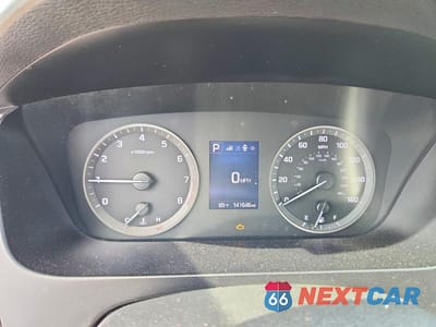 Zdjęcie 9 z 12 samochodu: 2017 HYUNDAI SONATA SE VIN:5NPE24AF6HH555995 - miniatura