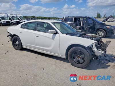 Czwarte zdjęcie samochodu z boku: 2021 DODGE CHARGER POLICE VIN:2C3CDXAT3MH666407 - miniatura