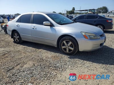 Czwarte zdjęcie samochodu z boku: 2004 HONDA ACCORD EX VIN:1HGCM566X4A080841 - miniatura