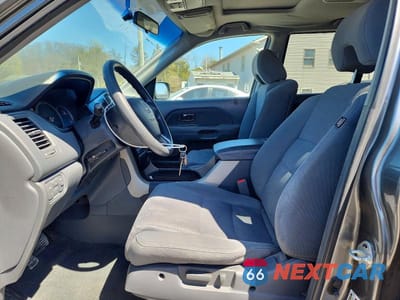 Zdjęcie 7 z 13 samochodu: 2008 HONDA PILOT SE VIN:5FNYF18398B006091 - miniatura