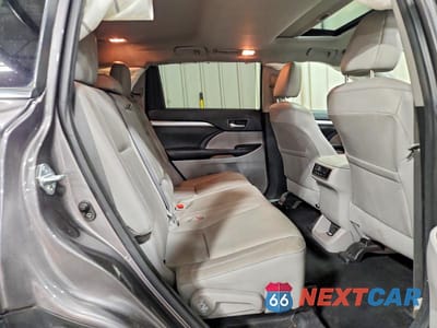 Zdjęcie 11 z 13 samochodu: 2017 TOYOTA HIGHLANDER HYBRID XLE VIN:5TDJGRFH9HS031192 - miniatura