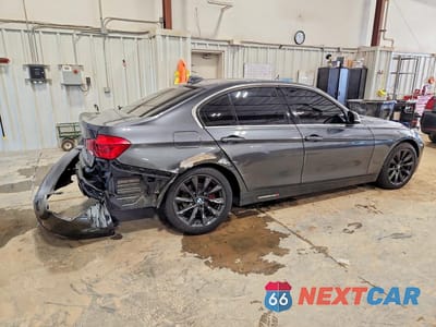 Trzecie zdjęcie samochodu z tyłu: 2016 BMW 328 XI SULEV VIN:WBA8E3G53GNT77861 - miniatura