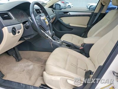 Zdjęcie 7 z 12 samochodu: 2011 VOLKSWAGEN JETTA SEL VIN:3VWLX7AJ9BM371602 - miniatura
