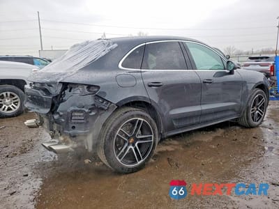 Trzecie zdjęcie samochodu z tyłu: 2019 PORSCHE MACAN S VIN:WP1AB2A5XKLB30825 - miniatura