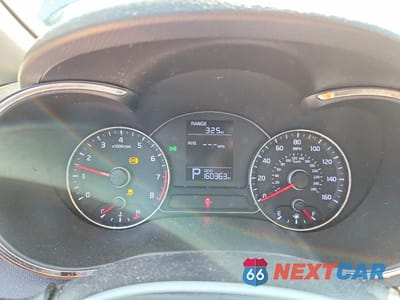 Zdjęcie 9 z 13 samochodu: 2015 KIA FORTE LX VIN:KNAFX4A62F5354885 - miniatura