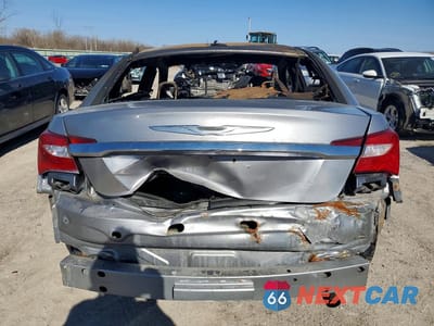 Zdjęcie 6 z 12 samochodu: 2013 CHRYSLER 200 LX VIN:1C3CCBAB2DN669609 - miniatura