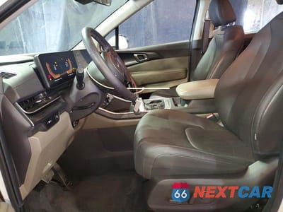 Zdjęcie 7 z 12 samochodu: 2026 KIA CARNIVAL LXS VIN:KNDNB5K32T6586464 - miniatura