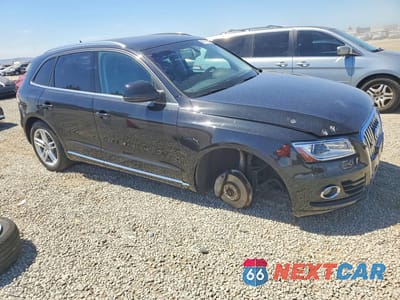 Czwarte zdjęcie samochodu z boku: 2014 AUDI Q5 PREMIUM PLUS VIN:WA1LFAFP9EA076852 - miniatura