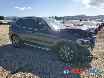 Czwarte zdjęcie samochodu z boku: 2019 BMW X3 SDRIVE30I VIN:5UXTR7C56KLF24324 - miniatura