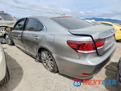 Drugie zdjęcie samochodu z przodu: 2017 LEXUS LS 460 BASE VIN:JTHBL5EF5H5146272 - miniatura